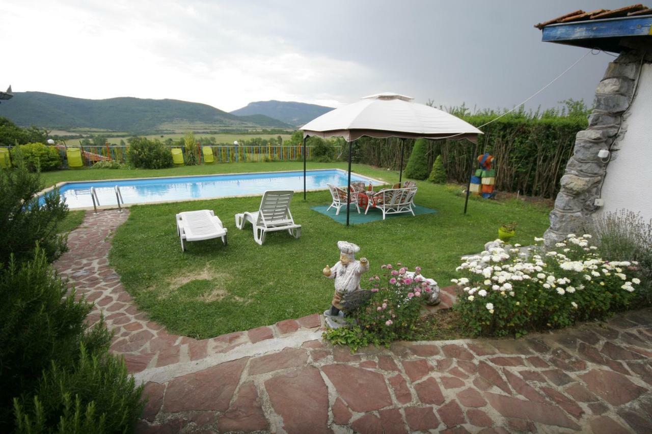 Chuchi Guest House 1 Zlatna Panega Ngoại thất bức ảnh